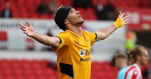 Raúl Jiménez regresa a una convocatoria de la Selección Mexicana