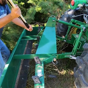 Clearing Trees and Repairing a Box Blade #ClearingTrees #TreeRemoval #BoxBlade #TractorWork | The Kelley's country life