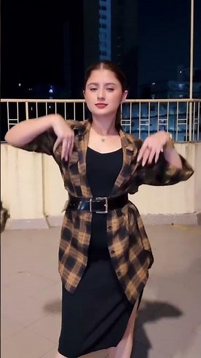 Sugar On My Tongue Song Dance | Arshifa Khan | #dance #arshifakhan #dancemoves #tranding #ringtone