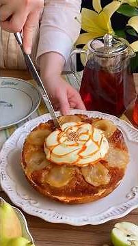 Upside Down Pear Cake 🍐
