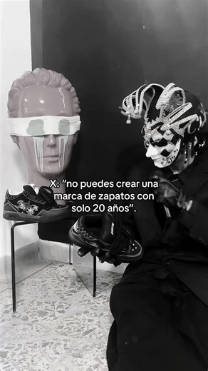 “Con 20 años no puedes crear una marca de zapatos”… Perfecto, entonces mírame hacerlo. 🎪🔥 Cirkus no es solo una marca, es un escenario. Un lugar donde los que no encajan se convierten en el acto principal. Nacida para los que dudaron de sí mismos… y aún así decidieron intentarlo. Esto no es suerte. Es obsesión, es identidad, es convertir lo raro en poder. Bienvenido al espectáculo. New drop- Hell of flowers soon #cirkus #sneakerbrand #brandowner #emprendimiento #zapatos