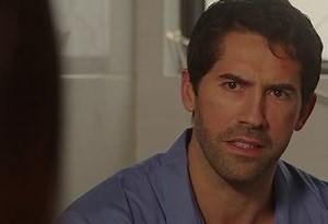 Abduction - Movie 2019  - Dir. Ernie Barbarash | Filmelier