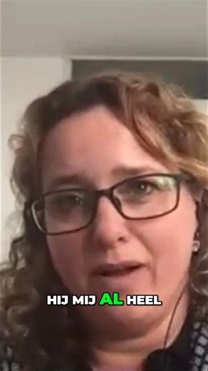 Deze training van Winson heeft me in vier uur al veel geleerd over gespreksvoering. Hoe vind ik rust? Hoe scherp ik mijn inhoud aan? Ik beveel deze training van harte aan! #training #gespreksvoering #rust #inhoud #aanbeveling | Bodyclapping for everybody by Winston Scholsberg