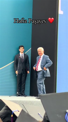 Dəyərli Rektor Hafiz Paşayev — ADA University heyranı