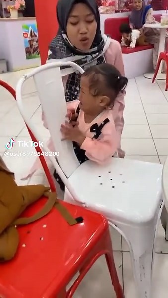 Ayo Dipikirkan Secara Logika Meme