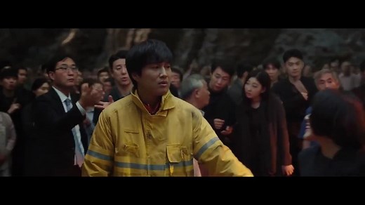 'Junto a los Dioses: Los dos mundos' - Trailer oficial subtitulado