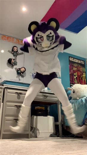 I was gonna add a caption but it’s clear I just wanted to dance #furry #furryfyp #fursuit #furryfandom #fursuitdance