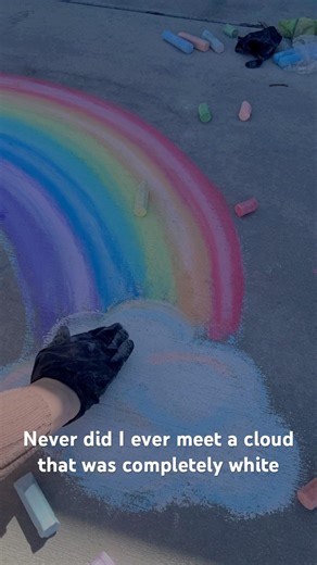 Learn To Chalk A Vibrant Rainbow #chalk #chalkart #sidewalkchalk #art #rainbow #fyp #arttutorial