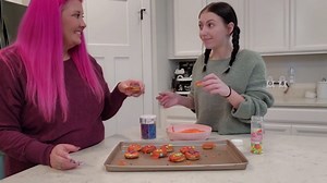 Mailand Mini Donut Maker Machine, Bake 12 x 2.2 Inch Mini Doughnuts, Electric Doughnut Maker, Non-stick Donut Baking Pan, Maquina Para Hacer Donas, Perfect for Breakfast, Snacks & More, Aqua