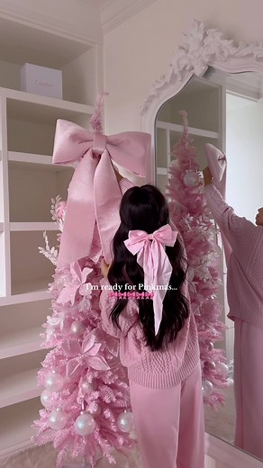 Girly Christmas Decor Ideas for Pinkmas Inspiration!