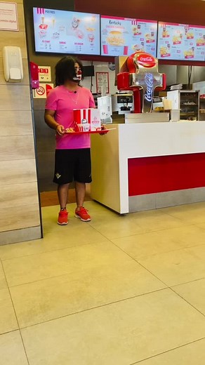 Videos de Los Papus (@payasos_funnky) con “sonido original - Los Papus”