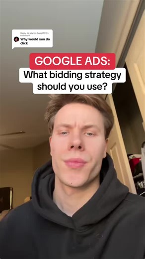 What bidding strategy do I use when running Google ads how to know what bidding strategy to start for your Google ad campaigns? What is the difference between maximize clicks and maximize conversions ? #googleads #localbusiness #marketingagency #digitalmarketing