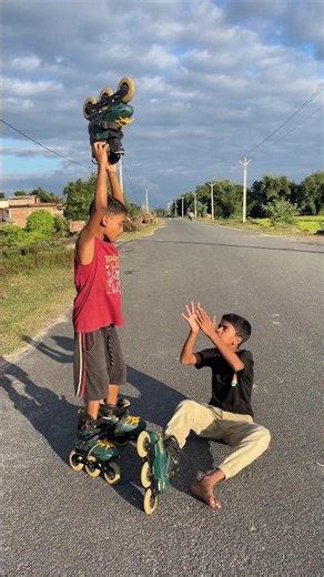Unique skating techniques that change the game!🛼😂#inlineskating#roadskating#inlineskate#shorts