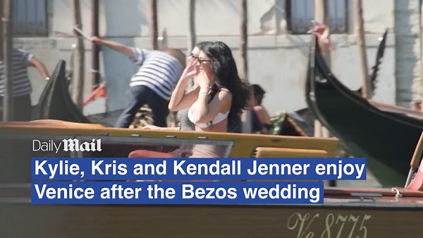 Kylie, Kris and Kendall Jenner enjoy nice boat trip in Venice