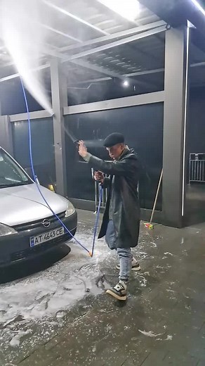 Мийте авто із задоволенням🥰 #путінхуйло🔴⚫🇺🇦 #україна🇺🇦 #🇺🇦 #рек #авто #мийка