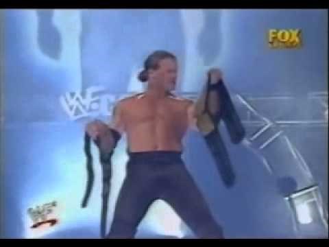 The Best Chris Jericho Entrance Ever - Monday Night RAW 12/24/2001