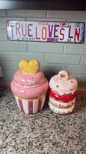 Vintage Metal Street Signs for Unique Wall Decor