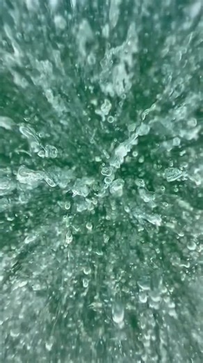 Ice stars, spiders, slush holes… They go by several names. At one point I called them “alien zaps” before I knew their more common names. They are always so striking to see out here. Charles Knight, an ice scientist at Boulder, Colorado’s NCAR has concluded they tend to form when snow depresses an ice cover causing water to rise through an opening in the ice, flowing outward and melting the snow exposing the black ice below. The “opening” can be as small as a pin prick. ❤️ • • 📚 Wild Ice Safety