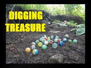 Digging AMAZING Antique Marbles On An Old Dump - Bottle Digging - Antiques For Free - Toys - Marble