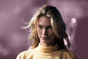 Watch 'Species,' the 90s Scifi About a Sexy, Killer Alien Trying to Get Laid