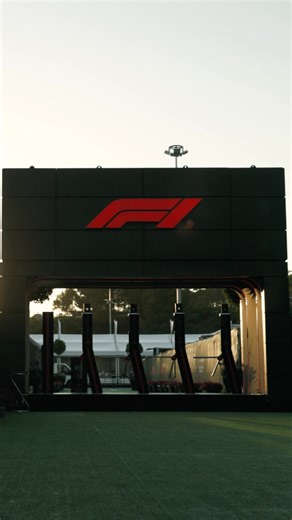 Estas fiestas... BOX BOX BOX! 🎁 Vive el FORMULA 1 MSC CRUISES GRAN PREMIO DE BARCELONA-CATALUNYA 2026 en el Circuit por solo 225€!! 🤩 La #F1 como nunca la habías visto! Descubre el regalo que acelera corazones y revoluciones! 💓 | Circuit de Barcelona-Catalunya