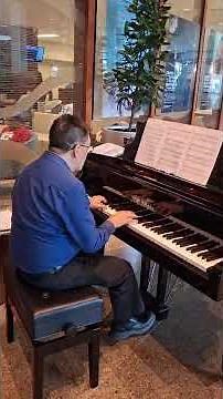 Simple rendition of the soul classic, “Say a Little Prayer for You”.
