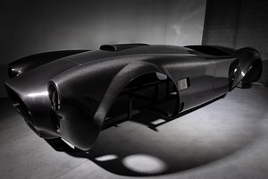 Lightweight Snake: Body shell of new Shelby Cobra weighs just 88 pounds