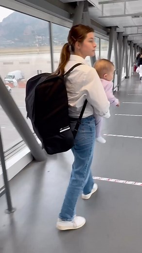 All set for vacation season 🌞 Explore our solutions for every step of your journey. ✔ Travel light with the ultra-compact Bugaboo Butterfly stroller. ✔ Then protect it with the Bugaboo Butterfly transport bag. ✔ Keep your essentials organized along the way in the Bugaboo changing backpack. ✔ And for 360-swivel access in and out of the car, the Bugaboo Owl by Nuna has you covered. | Bugaboo