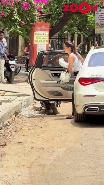 Mira Kapoor Captured in Bandra Streets|#spotted #bollywood #entertainment