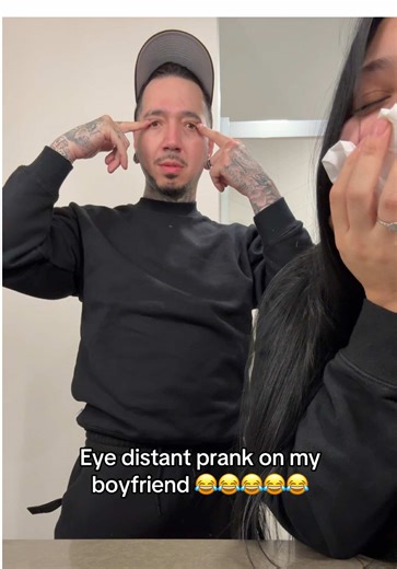 I CAN’T STOP LAUGHING 😂😂😂😂 #xyzbca #fyp #funny #prank | eye distance prank