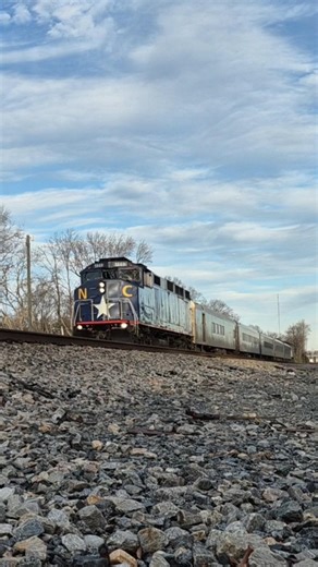 Amtrak F59PH leads the Piedmont!