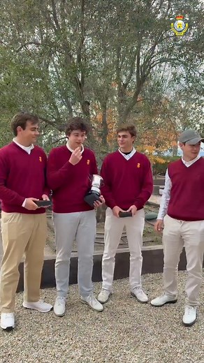 ¡Tenemos nuevo Campeón de Madrid! 🏆 ¡El Real Club puerta de Hierro se proclama Campeón de Madrid Interclubes Masculino 2025! 🏌⛳ El equipo formado por Gabriel Escudero, Javier de la Peña, Álvaro Jiménez y Jaime de Rivera se lleva el triunfo en @golfsantanderandsports tras dos jornadas apasionantes. Jornada 1 👉 Greensome. Jornada 2 👉Individual. Clasificación Scratch: 🥇REAL CLUB PUERTA DE HIERRO 🥈RACE Clasificación Hándicap: 🥇CLUB DE GOLF LOMAS-BOSQUE #campeones #campeonatodemadrid #interclu