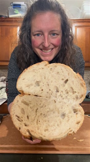 Heidi Murray on Instagram: "Cutting samples for my sourdough class yesterday! Interested in learning how to make sourdough? Follow along and I’ll post future classes! Just want to eat? Check out my ordering link in my bio. There’s something for everyone here! #sourdough #cottagebakery"