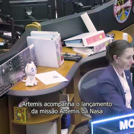 ACHO QUE VI UM GATINHO! Artemis monitora atentamente a missão Artemis da Nasa! #sailormoon #nasa