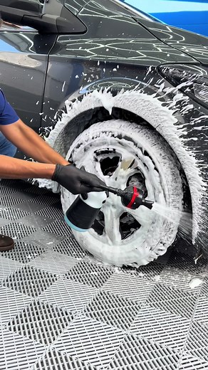 Transformação do Chevrolet Onix: Lavagem Detalhada e Cuidado