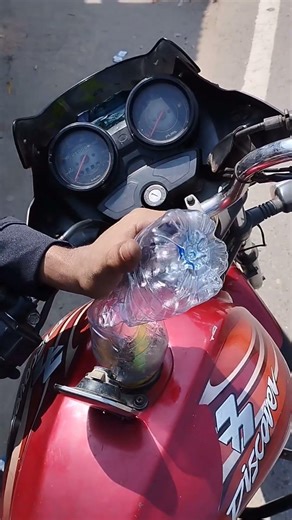 Easy Fuel☄️🪐 Transfer Trick Using a Pipe & Bottle | Bike Petrol Hack! Would Tutorial Tips! 👌⛄