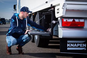 1.8K views · 47 reactions | Easy, practical and it fits well, the exclusive Knapen Trailers collection with clothing, gifts, accessories and more. www.knapen-fanshop.com | Knapen Trailers | Facebook