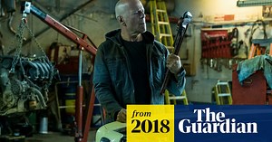 Death Wish review – Bruce Willis stacks up corpses in gutless remake