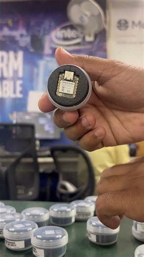 Life in an electronics lab - Xelec #seedstudio