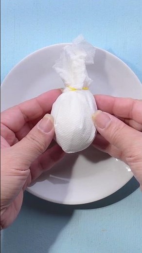 Make next level Easter eggs using natural dyes and a napkin 🎨🥚