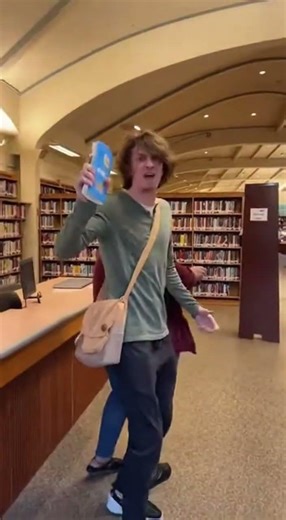 Crazy Library Incident. #funny