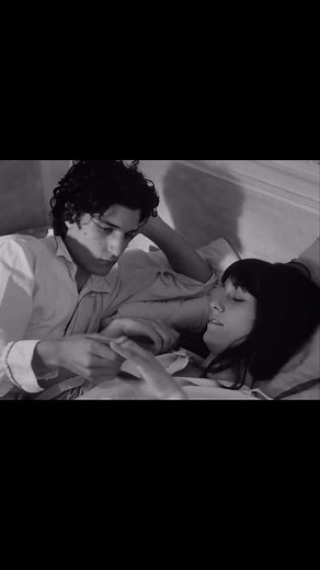les amants réguliers (2005) dir Philippe Garrel. | Film Reality