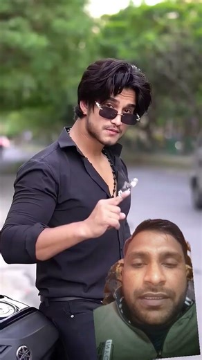 Introducing the "VitaWear SmartBand," a next-generation wearable gadget🎉