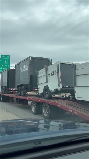 Ridin' with Squib: Air Force Recruiting Trailers on a Flatbed