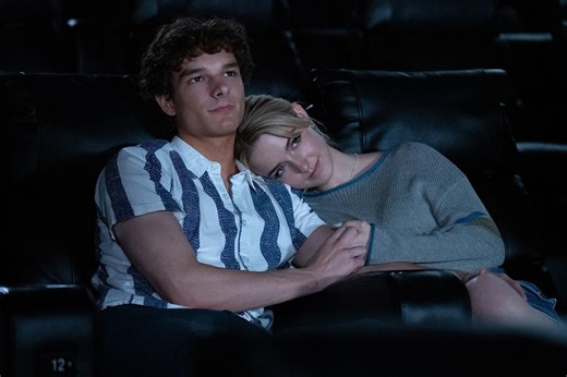 Mason Thames and Mckenna Grace Improvised 'a Lot of Kisses' in “Regretting You” (Exclusive)