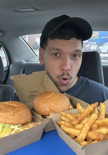 The Ultimate Beef Burger Review and Taste Test