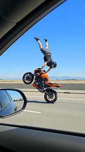 Reverse wheelie #yamaha #bmw #casablanca #moto #maroc #bikelife #c50 | Zakichan24