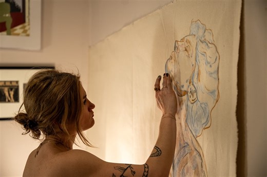 @selkie.silhouettes | An artist & a photographer walk into a bar ✨ . One art process captured by another 📸🎨✨ @swimtheswell came by yesterday to use his art form... | Instagram