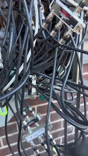 How many splitters do you see? #coaxial #coaxialcable #cabletech #brooklyn #projects #coaxialcable #cabletv