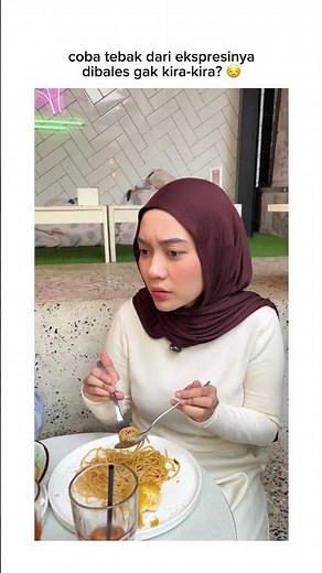 Try to guess from the expression, do you think they replied? 😊 #bittersweetbynajlacafe